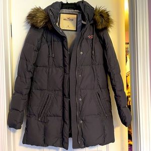 Hollister Women’s coat size medium.